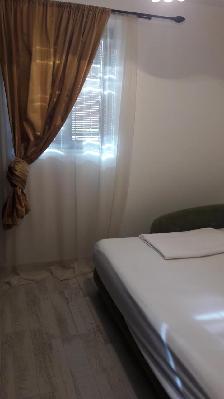 Studio Jeff 1 Apartment Kotor Luaran gambar