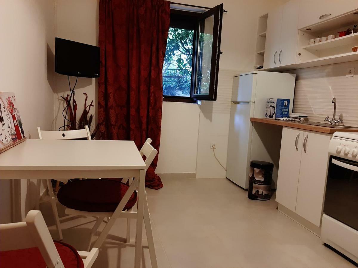 Studio Jeff 1 Apartment Kotor Luaran gambar